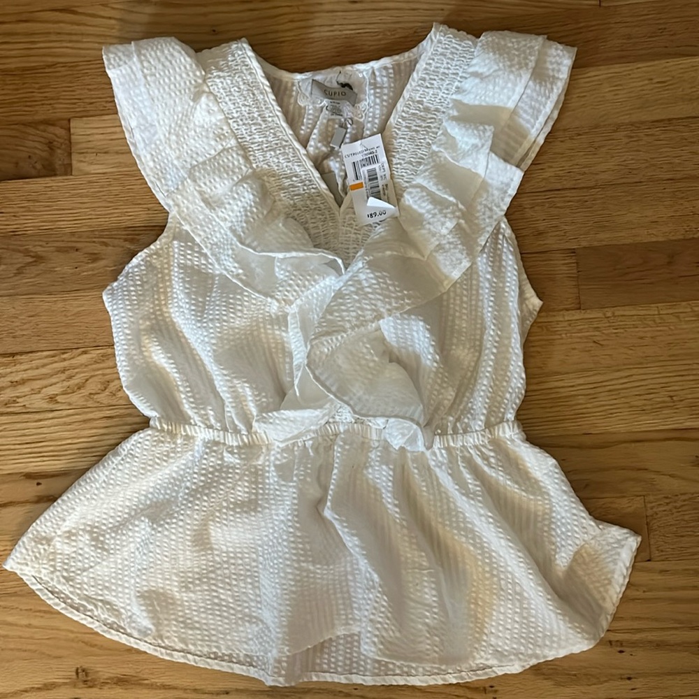 Cupid Size Small Top!